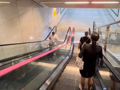 -红土地(地铁站)