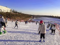 -华彬猛犸滑雪场
