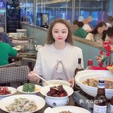 本地人认证过的红烧肉拌饭，吼吼吃！！