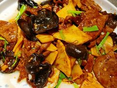 -闫府私房菜·老字号(恒隆店)