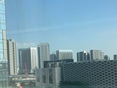 -深圳国际会展中心希尔顿酒店(前海华发冰雪世界店)