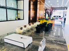 -宁波宝信宝马4S店(江北日湖店)