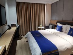 -速8精选酒店(北京三里屯团结湖地铁站店)