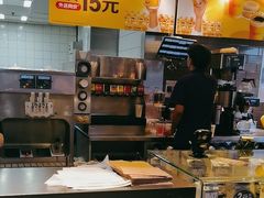 -麦当劳(欢乐谷店)