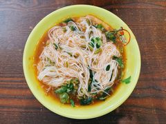 小份沙虫酸粉-胡仕光陵水酸粉