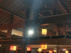 -阿婆情腊排骨火锅(金虹路店)