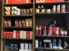 零售区-星巴克臻选(成都环球乐天店)