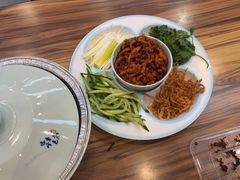 -合合春饼·酱骨·东北菜(潘家园店)