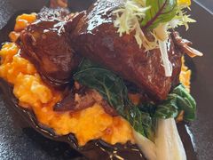 慢炖猪颈肉-哈蒙德餐厅