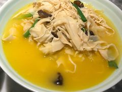 浓汤纸片笋-雀蓝川菜(奥体广场店)