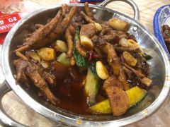 -江城燕子大排档(江汉路步行街店)