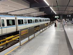 -黄浦路(地铁站)