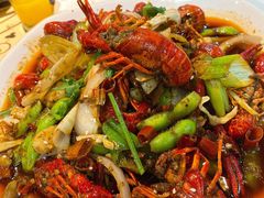 香辣小龙虾-新凯旋烧烤·燕姐千岛湖土菜