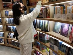 -覔书店(壹方城店)