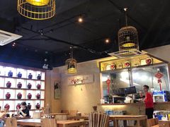 大堂-串大叔炭火烤串·鸡西大冷面刀削面(总店)