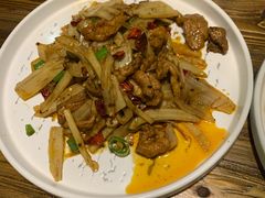 -三姐妹餐厅(曲江店)