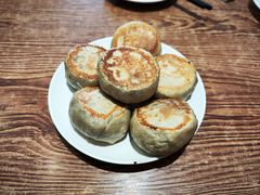 -清真吴记门钉肉饼·喜多利