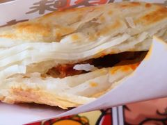 经典腊汁肉夹馍-陕味食族油泼面(工商大学店)