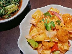 -大头虾越式风味餐厅(光明广场店)