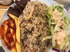 雪花牛肉粒配黑松露烩米饭-红小满休闲餐厅(十全街店)