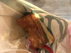 -星巴克(西安机场1店T3到达店)