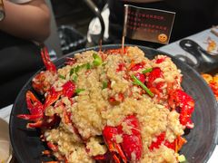 -巴厘龙虾·榜首油焖大虾(音乐学院·沿江酒馆店)