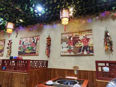 -袁小二大东北铁锅炖(吉祥村总部)