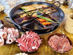 -正南齊北重庆老火锅(光华村直营店)