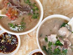 洲心大粥-洲心街道青联村镜记烧肉