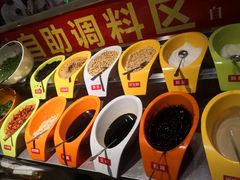 自助调料区-钢管厂五区小郡肝火锅串串香(总店)