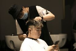 -Kraemer Paris  苏豪路易士·嘉玛发廊