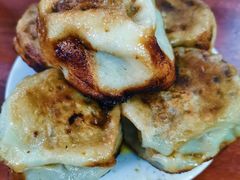 -宝瑞门钉肉饼店