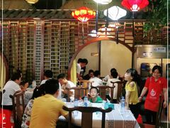 大堂-去吃龙虾|鲜活小海鲜·鲜货烧烤(红林世界城店)