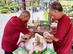 -詹爷爷乌节路街头冰淇淋