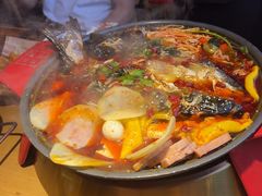 -三顾烤庐·烤鱼·烧烤·龙虾(奉贤店)