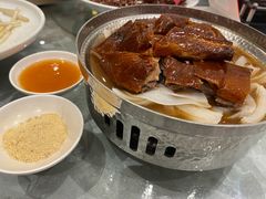 -朱记乳鸽王·非遗石岐乳鸽·全鸽宴(大兴旗舰店)