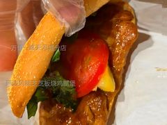 延边风味芝芝板烧鸡腿堡-麦当劳(万博一路天河城分店)