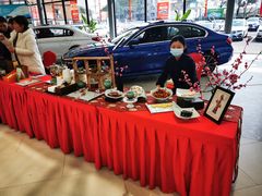 -宁波宝信宝马4S店(江北日湖店)