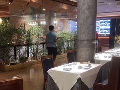 -八府香鸭·啫啫煲(华山路店)