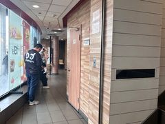 -麦当劳(虹梅路地铁站店)