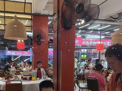 -刘姐啤酒鱼民族演艺餐厅(西街总店)