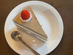 焙茶车厘子烤布蕾-HOLIDAY休日(后田垟巷店)