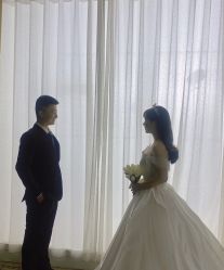 -雪中彩影婚纱摄影·微光艺术中心