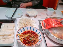 -黄记煌三汁焖锅(新佳丽江汉路店)