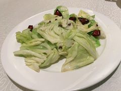 炝炒圆白菜-辣婆婆(航天桥店)
