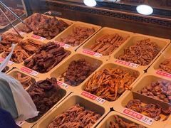 -绝味鸭脖(曲阳路二店)