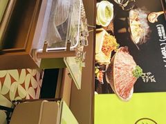 -洪氏嗨捞·广东猪肚鸡·椰子鸡火锅(西咸万象城店)