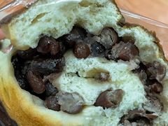 红豆碱水-TIMO COFFEE 阿拉校园面包