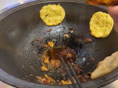 -鲁员外地锅鸡地锅鱼(古墩路店)