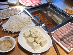 -颐辰舍岁岁羊(文昌万达景园店)